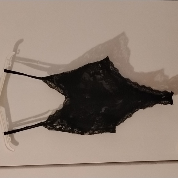 A vintage Victoria's Secret gold label lingerie - Picture 6 of 11